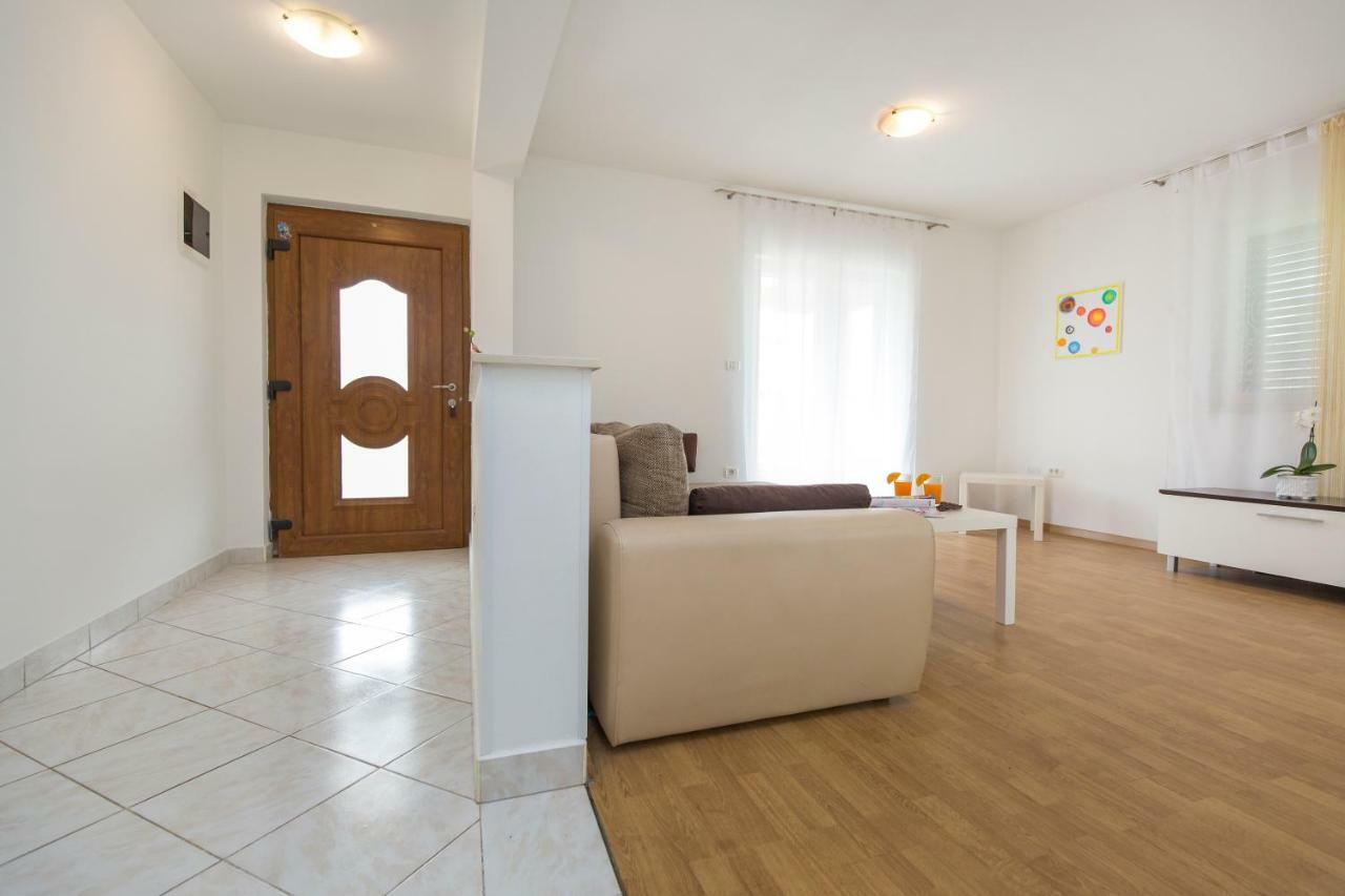 Basanni Apartment Labin  Exterior photo