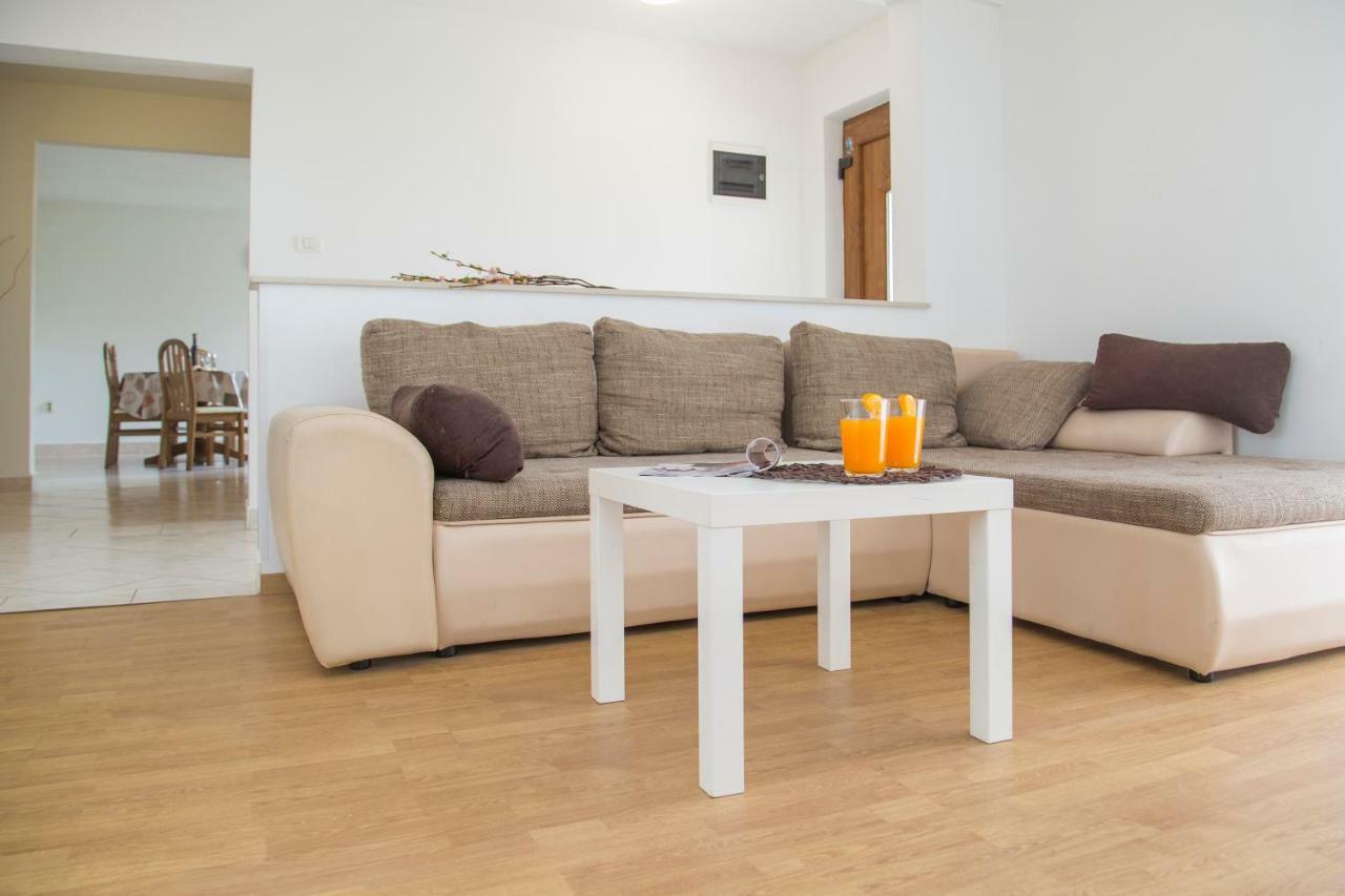 Basanni Apartment Labin  Exterior photo